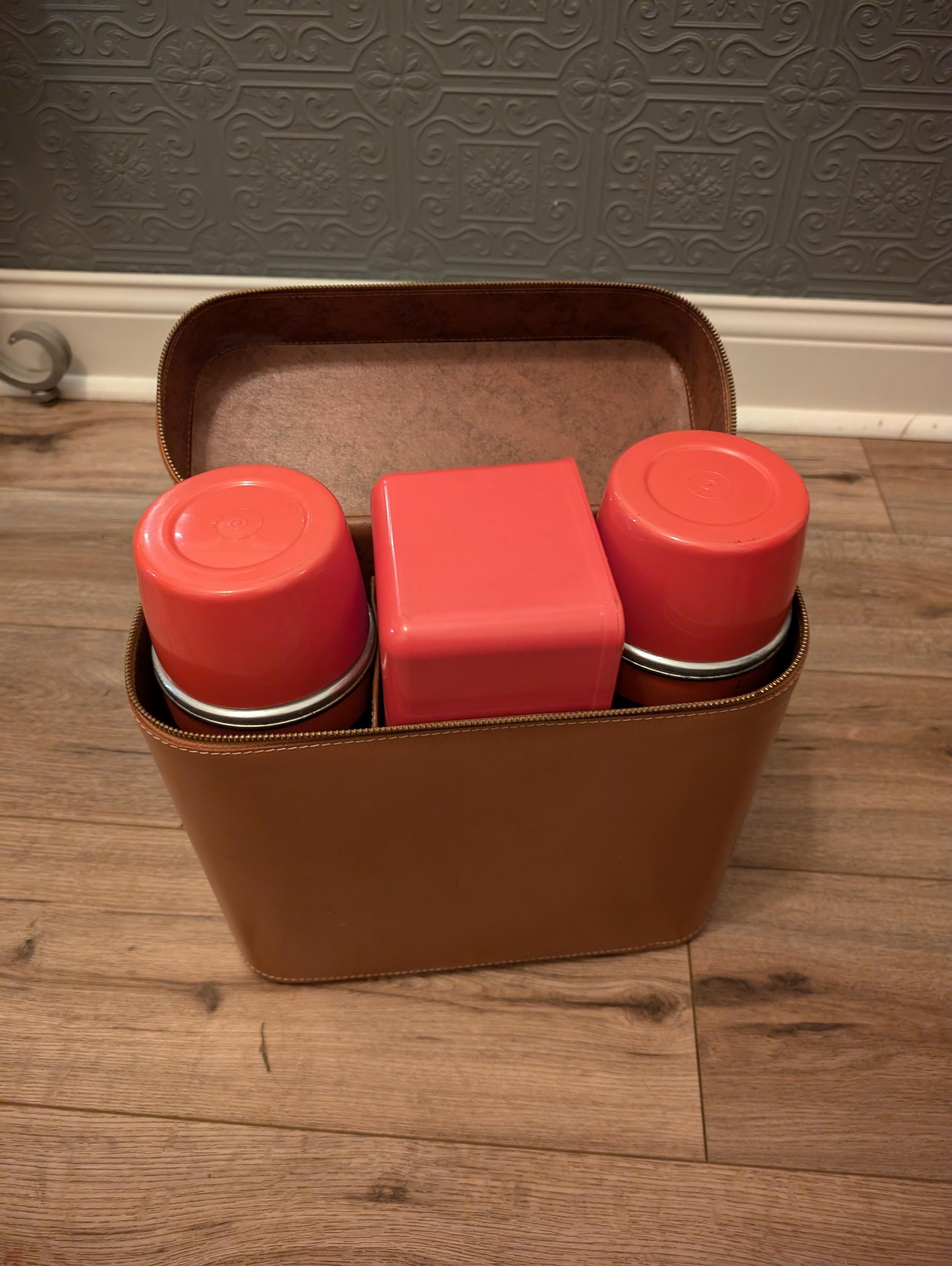Vintage Aladdin Industry Double Thermos Lunch Picnic Set With