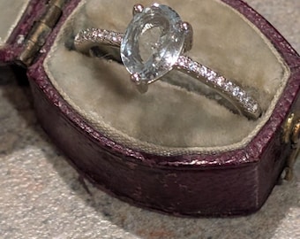 Estate Natural Oval Aquamarine & Accent Engagement Birthstone Statement Ring