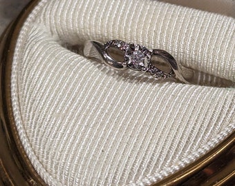 Dainty Vintage Natural Diamond Illusion Bypass Promise Statement Ring