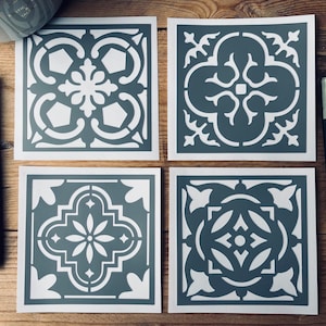 Set di 4 stencil adesivi in PVC riutilizzabili 10 x 10 cm piastrelle di cemento antiche