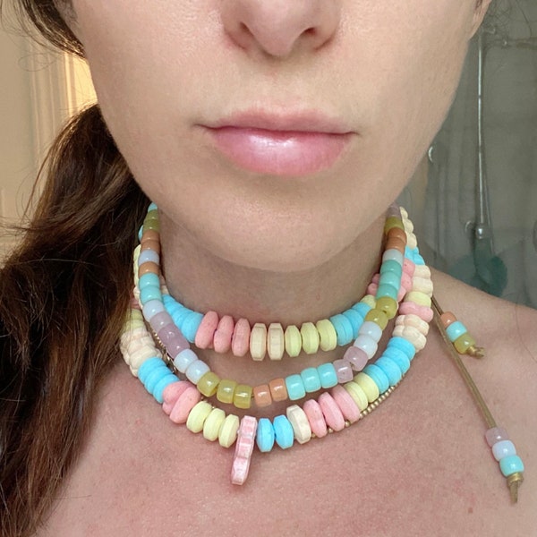 Collier de perles bonbon, collier de bonbon réglable, collier de perles de pierres précieuses bonbon • Collier de perles multicolores • Faux collier de bonbon