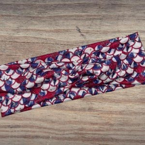 Écaille de sirène rouge blanc bleu 4 juillet, bandeau, bandeau torsadé, bandeau noué, bandeaux turban, bandeaux pour femme, bandeaux pour infirmière
