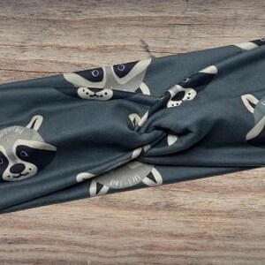 Blaue Waschbären, Trash Panda Stirnband, Twisted Stirnband, geknotete Stirnband, Turban Stirnbänder, Damen Stirnbänder, Krankenschwester Stirnbänder, Mama Stirnbänder