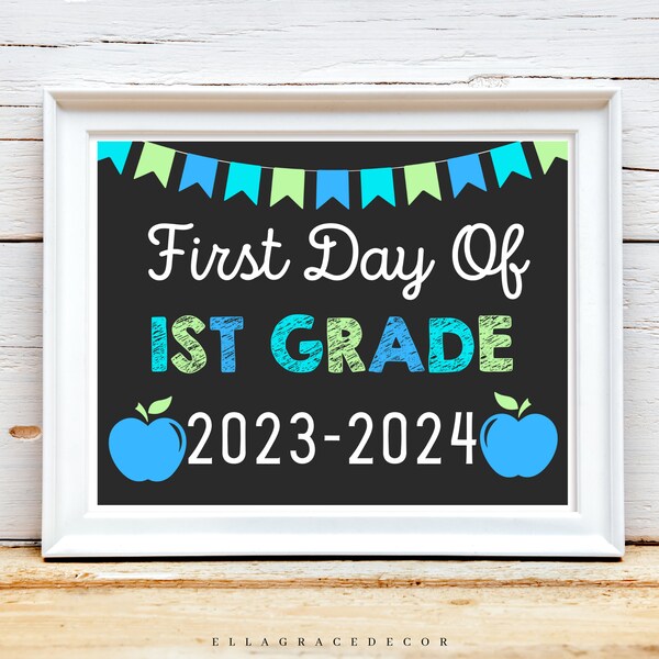 First Day of First Grade Sign, First Day of School Sign, First Grade Chalkboard Sign, First Day of School Printable Photo Prop, 1st Grade