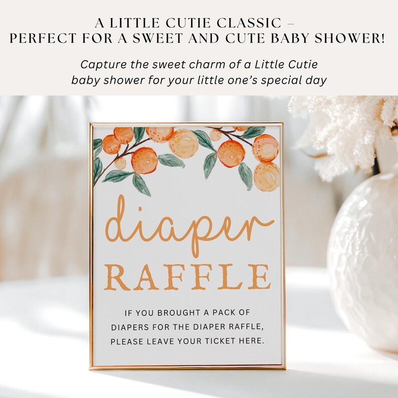 K&ouml;nnte beinhalten: Ein goldfarbener Rahmen mit einer Aquarell-Illustration von Orangenbl&uuml;ten und dem Text "diaper raffle". Das Schild lautet: "Wenn Sie eine Packung Windeln f&uuml;r die Windeltombola mitgebracht haben, hinterlassen Sie bitte Ihr Ticket hier."