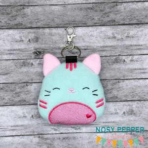 Mini peluche spongieuse chat, motif de broderie machine à motif de broderie machine TÉLÉCHARGEMENT NUMÉRIQUE