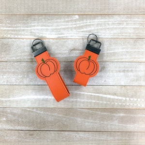 Kürbis Schlüsselanhänger Stickerei Design DIGITAL DOWNLOAD Maschine Stickerei 5 x 7 und 6 x 10 Reifen Größen enthalten