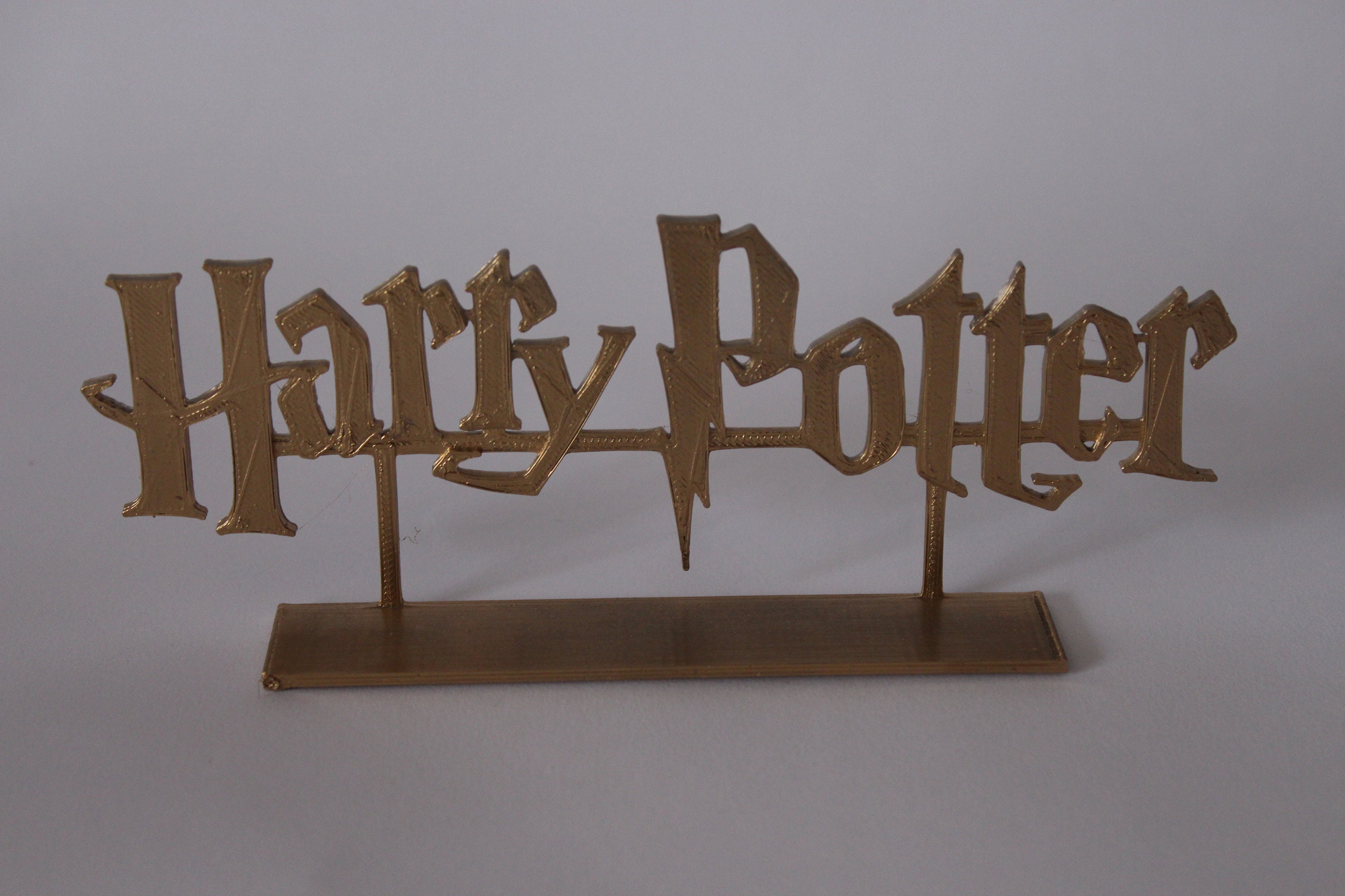 Pack de 10 baguettes et son présentoir Harry Potter