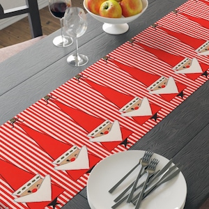 Adorable Kitschy Holt Howard Style Mid-Century Inspired Vintage Christmas Table Runner