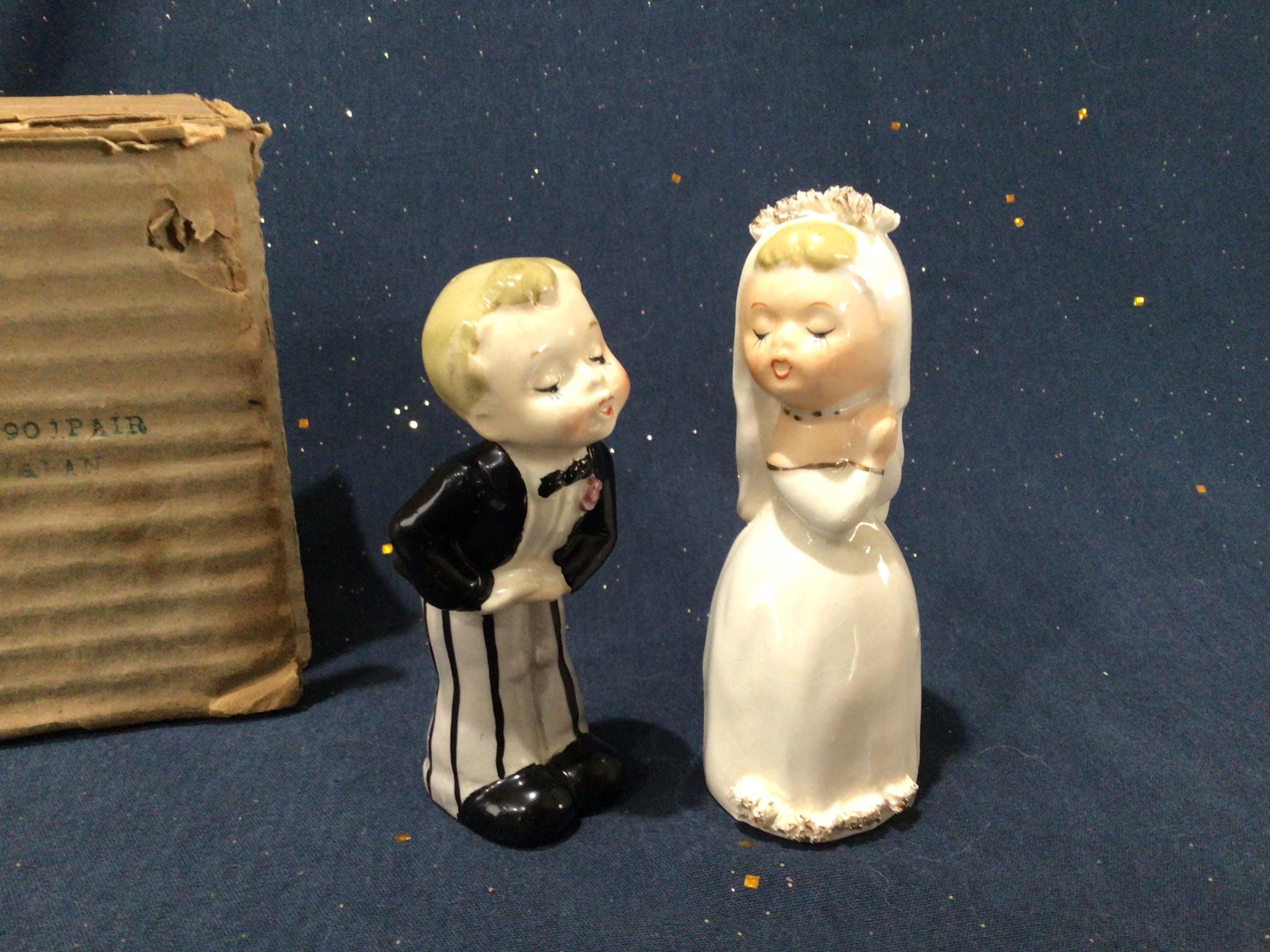 額装品/Couple in Bed Chicago（ナン ゴールディン） NAO by LLADRO Bride and Groom Wedding Couple 10.5