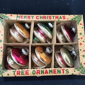 Wonderful Set Of Vintage Mid-Century Shiny Brite Mercury Glass UFO Atomic Christmas Ornaments, Vintage Christmas