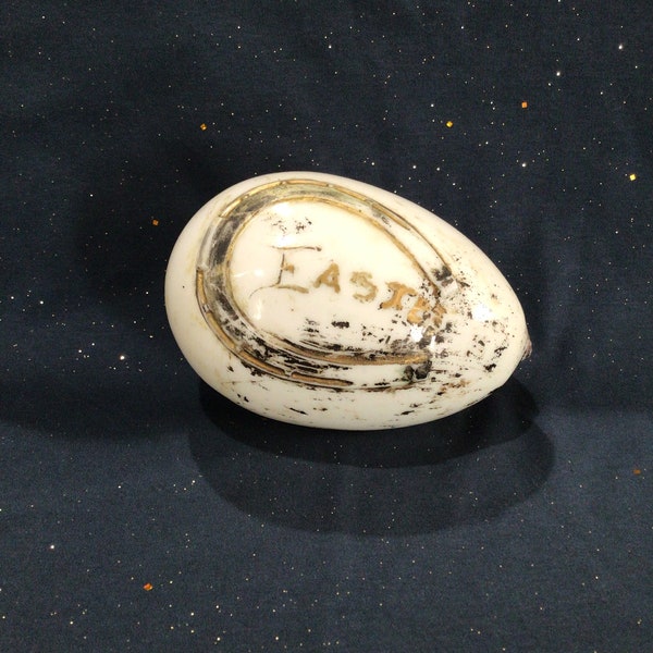 Antique Victorian Hand Blown Milk Glass Easter Egg Lucky Gold Horseshoe