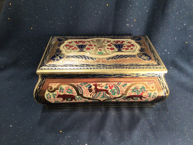 Gorgeous, Vintage Antique, Made in England, Cherub Blue Bird Company Confectionery Tin image 1