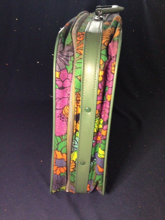 Retro 1960s Floral Suitcase - image 5