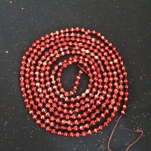 Gorgeous Vintage Mid-Century Pink Mercury Glass Bead Christmas Garland.