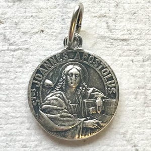 Médaille Saint-Jean-l&#39;Apôtre / Saint Jean l&#39;Évangéliste / Le disciple bien-aimé / Saint Joannes Apostolus / Apocalypse / Chrétien / Jésus