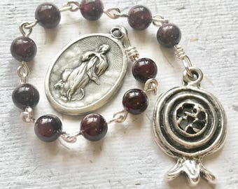 Assumption of Mary Single Decade Chaplet: Rosary Beads, Our Lady, Mary Magdalene, Ave Maria, Pomegranate Priestess, Goddess