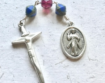 Divine Mercy Trinity Bead Chaplet: 3 Bead Rosary, Prayer Beads, Jesus I Trust In You