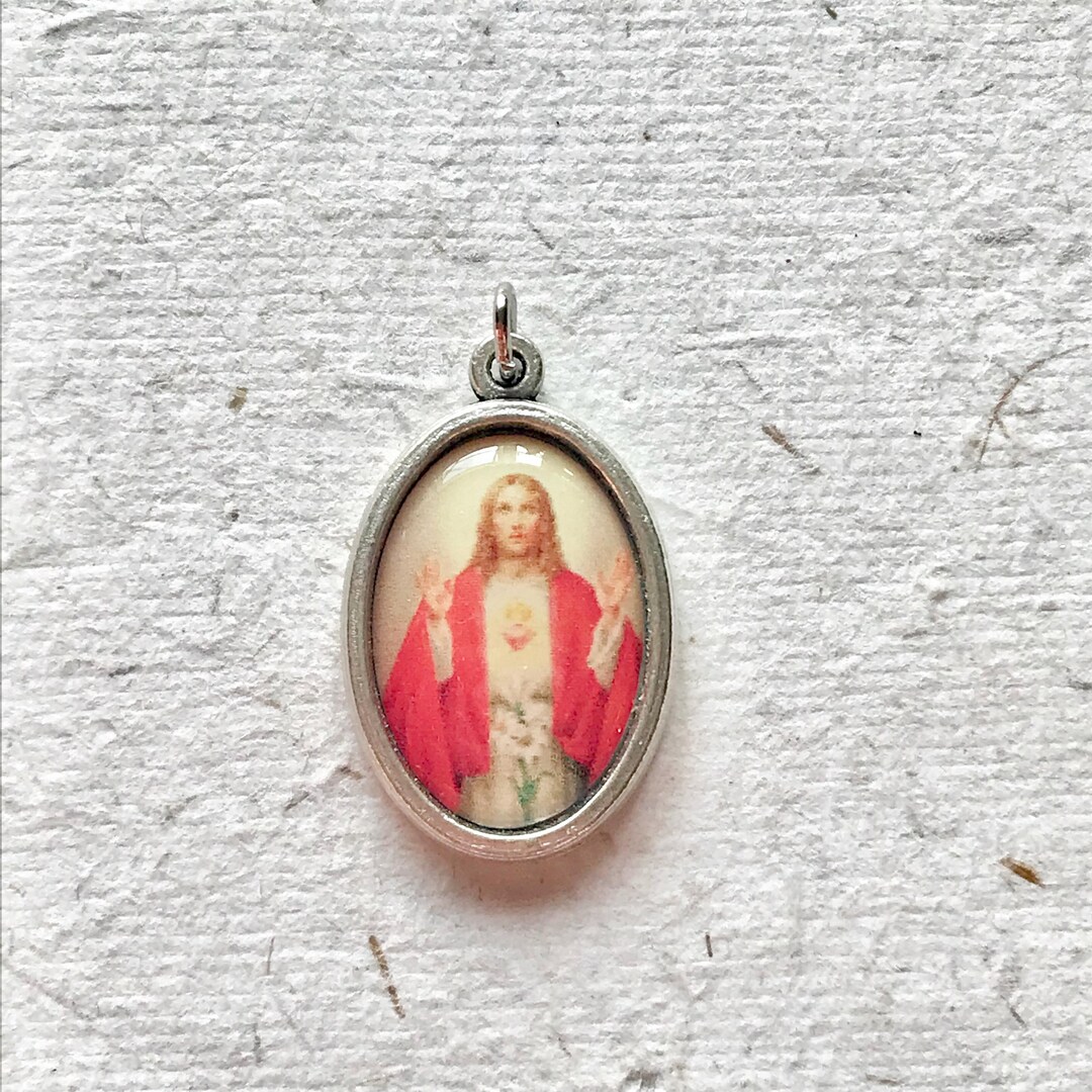 Sacred Heart of Jesus Religious Medal / Rosary Medal / God / Christ ...
