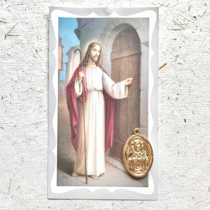 Une prière pour ceux qui vivent seuls - Carte de prière avec médaille du Sacré-Cœur de Jésus - Solitude - Yeshua