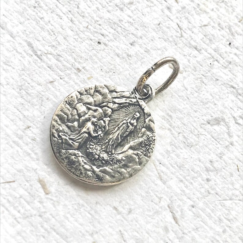 Our Lady Medal / Our Lady of Lourdes / St Bernadette Soubirous / Patron ...