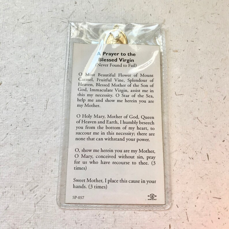 Our Lady of Mount Carmel Prayer Card With Medal – Sacred Heart - Etsy