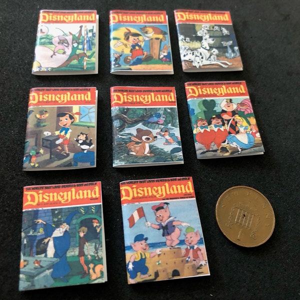 8 magazines Disneyland à l'échelle 1:12 pour maisons de poupées. Ensemble B