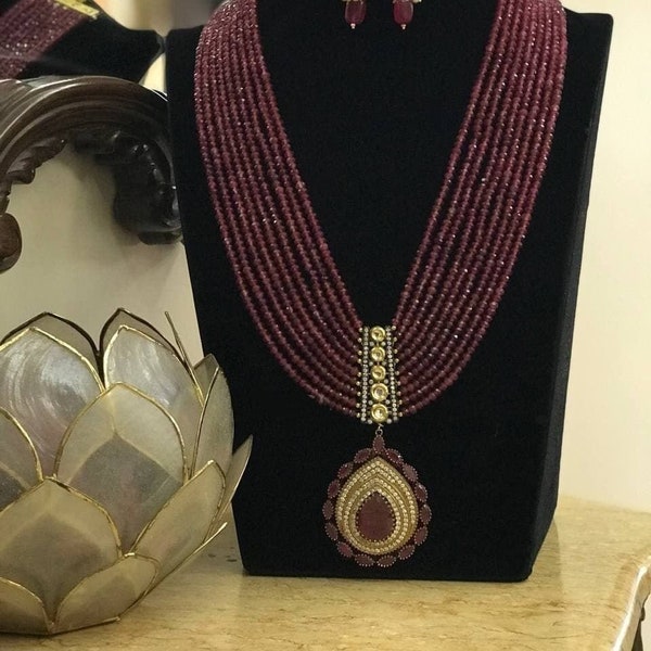 Collier victorien long rouge rubis avec boucles d'oreilles / Long collier indien / Bijoux indiens / Collier de perles vertes / Bijoux pakistanais