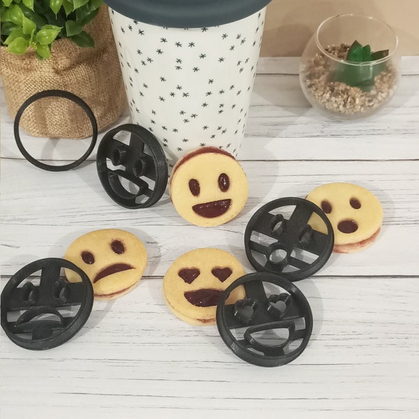 Lot 5 Emporte-pièces - Smiley - Pour biscuits fourrés- Moule à biscuit