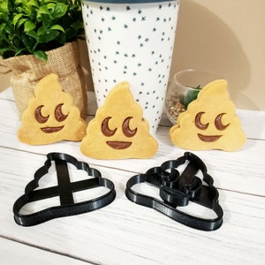 2 Tagliapasta - Emoji Cacca - Emoji Cacca - Stampo per biscotti