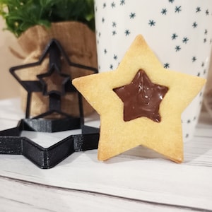 2 Koekjesvormpjes - Kerstster - Kerstkoekjes - Vrolijk Kerstfeest - Koekjesvorm