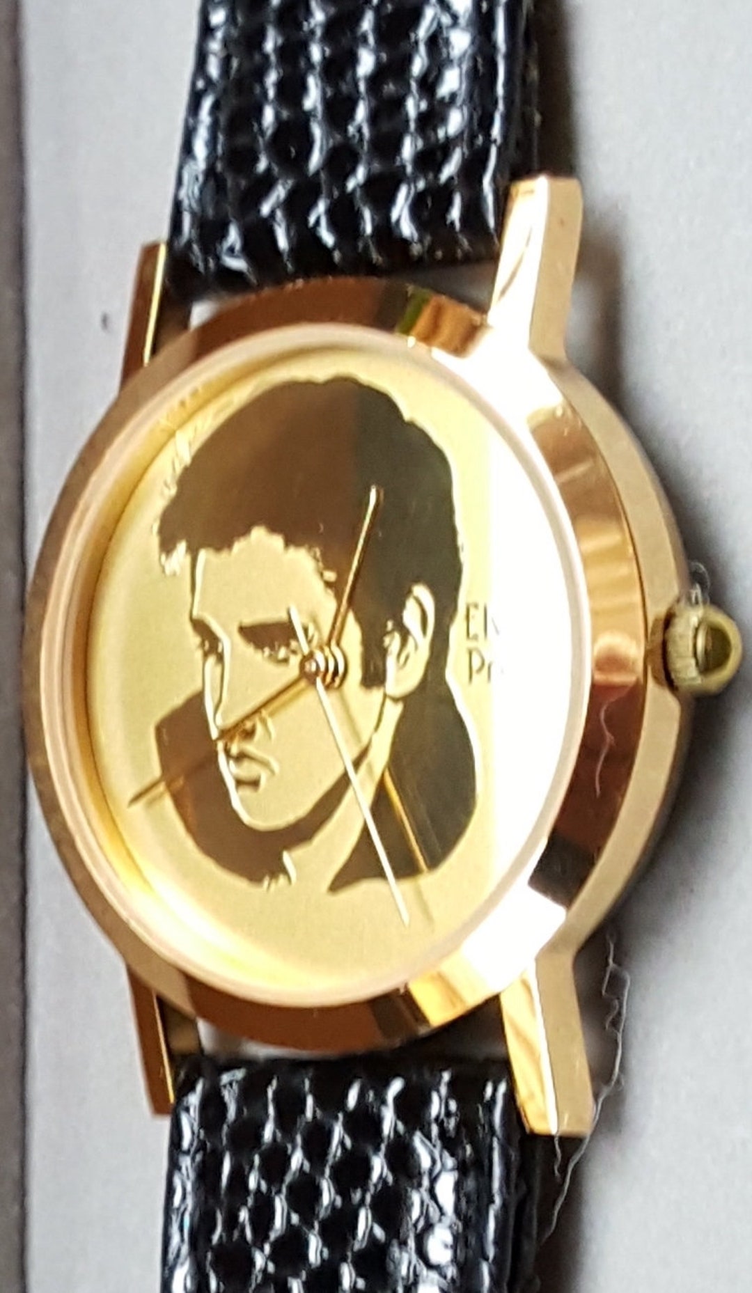 Montre Vintage Elvia à Quartz - Occasion - Pour Femme - Style Rétro