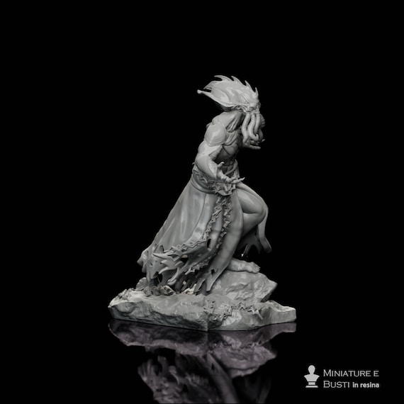 Deepspawn Pose 3 resin miniature to assemble and color, role playing games, DnD, RPG, GDR, Archvillain Games