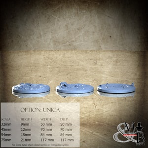 May include: Three light blue, circular bases with varying surface details are displayed against a textured brown background. The bases have different heights and widths, as indicated in the accompanying text. The text also includes the option "UNICA".