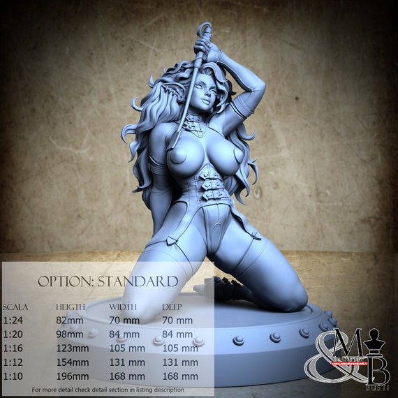 Akira, Pin-up (2 Stili), di Ronin Art Workshop, miniatura da assemblare e colorare, resina