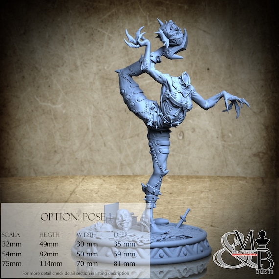 Circus Acrobats, Circus Grotesque (4 Styles), by Archvillain Games, miniature to assemble and paint, resin