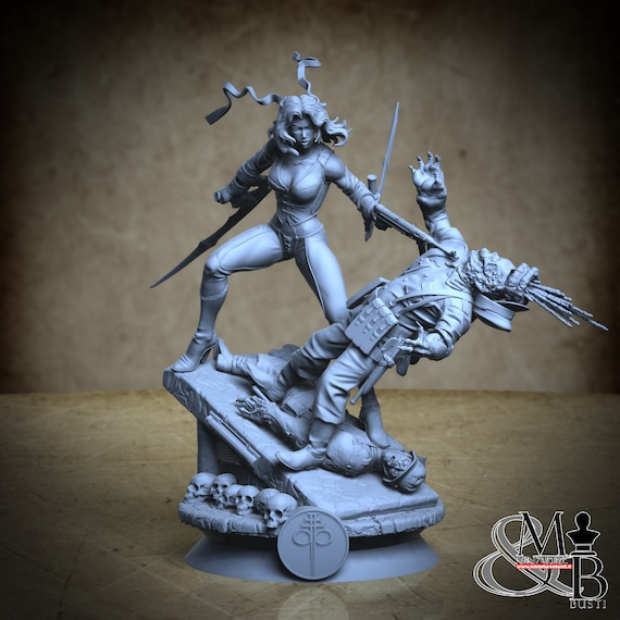 Mutants killer girl with blades, miniature to assemble and color, in resin