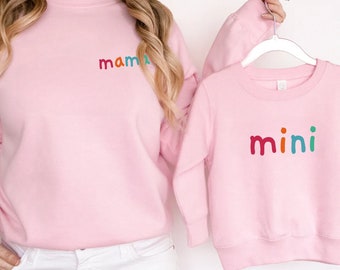 Personalised Mama and Mini Sweatshirts. Personalised jumpers for mum and child. Mama and Mini twinning tops. Matching tops for Mama & Mini.