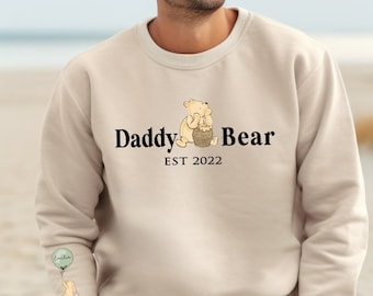 Daddy Bear Sweatshirt. Personalised Dad Sweatshirt with children's names. Winnie the Pooh Sweatshirt  gift for Dad for Fathers day.