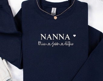 Personalised Nanna Jumper with Grandchildren's names. Perfect Gift, for Grandparents, Nanny. Custom Sweatshirt for Nanna. Mothers day gift.