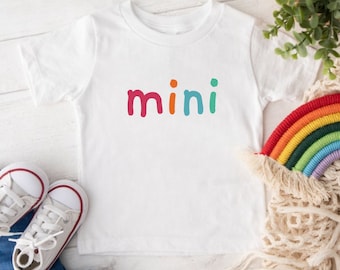 Personalisiertes Kinder T-Shirt: Handgefertigtes Kinder-Top aus 100% Baumwolle