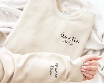 Auntie Est Sweatshirt. Personalised Sweater for Aunties. Auntie Jumper, gift for her, Mothers day. Personalized Sweatshirt. Aunty top.