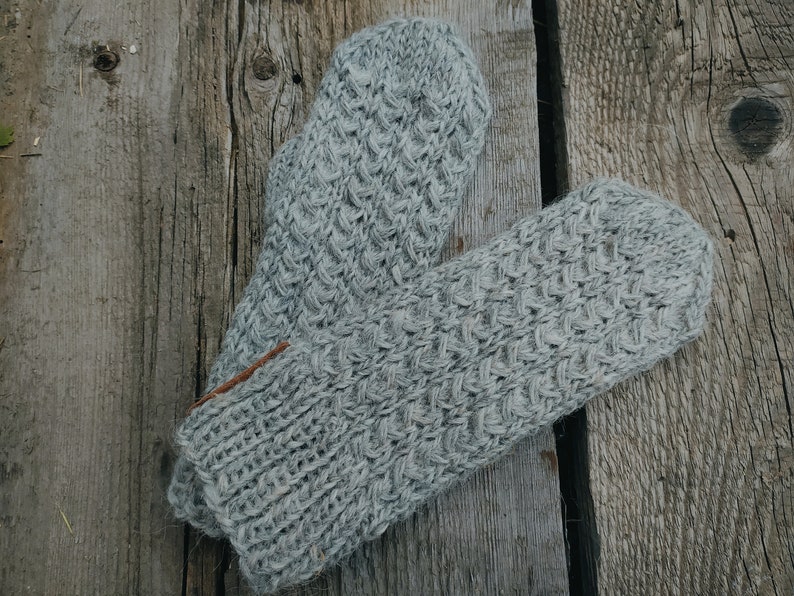 Knit Mittens, Hand Knit winter gloves , Comfy and Warm