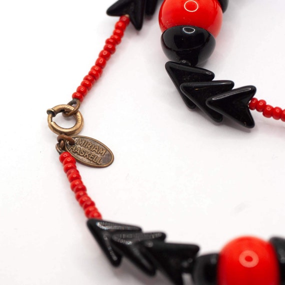 Miriam Haskell Red and Black Chevron Bead Necklac… - image 5