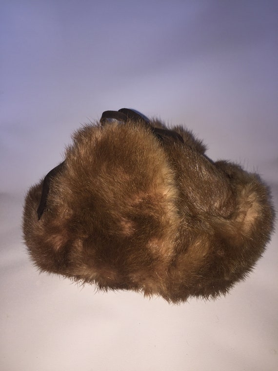 woman’s fur hat - image 1