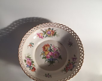 Porcelain dish