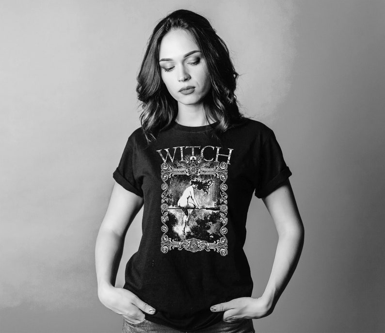 T-shirt à l'esthétique gothique sorcière, vêtements alternatifs gothiques et sorcières pour hommes et femmes, cadeaux de sorcières uniques image 6