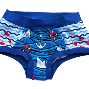 Slip da donna in stile nautico, comodi e sostenibili, realizzati su misura.