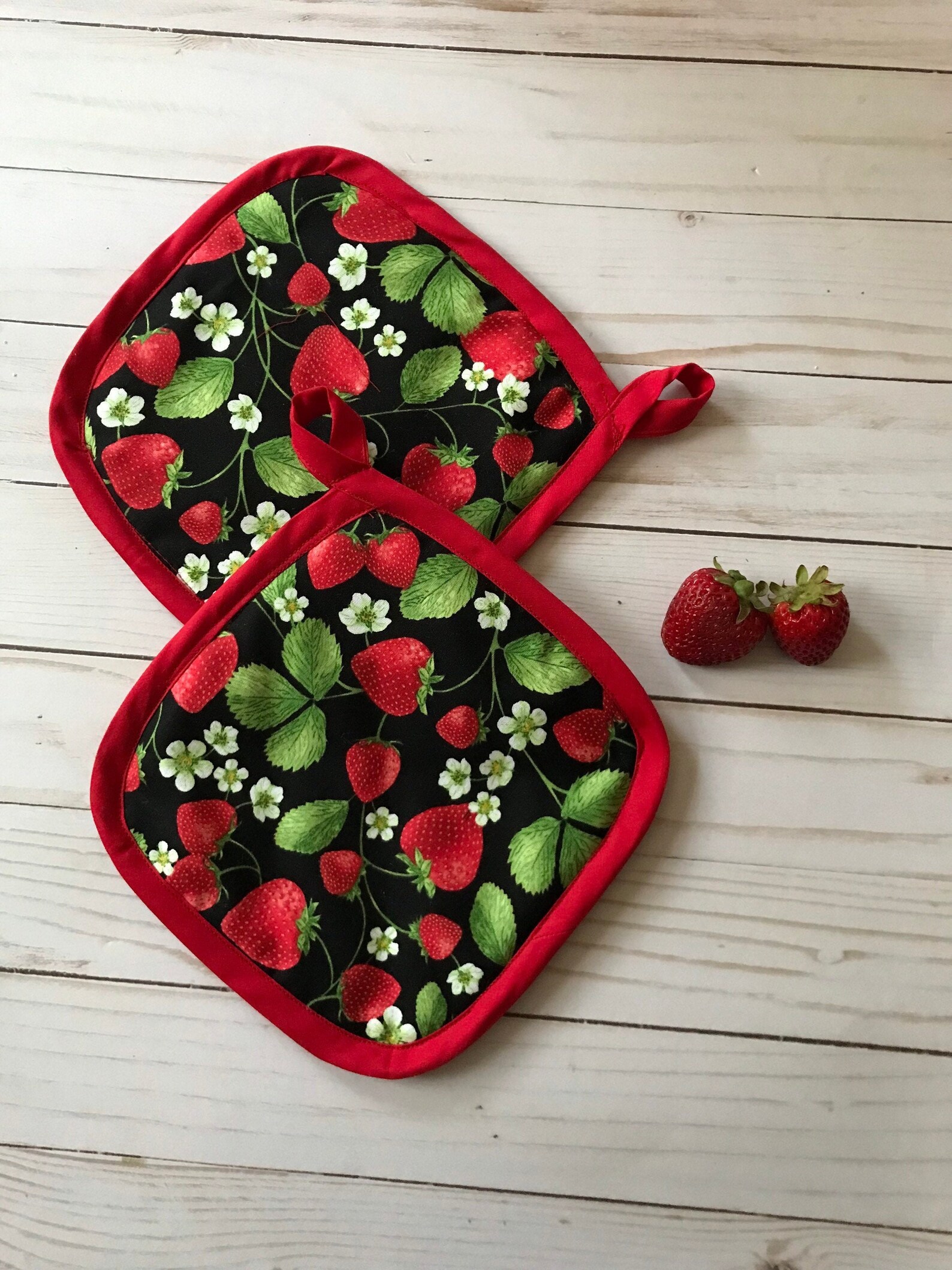 Handmade Strawberry Pot Holder Set Etsy