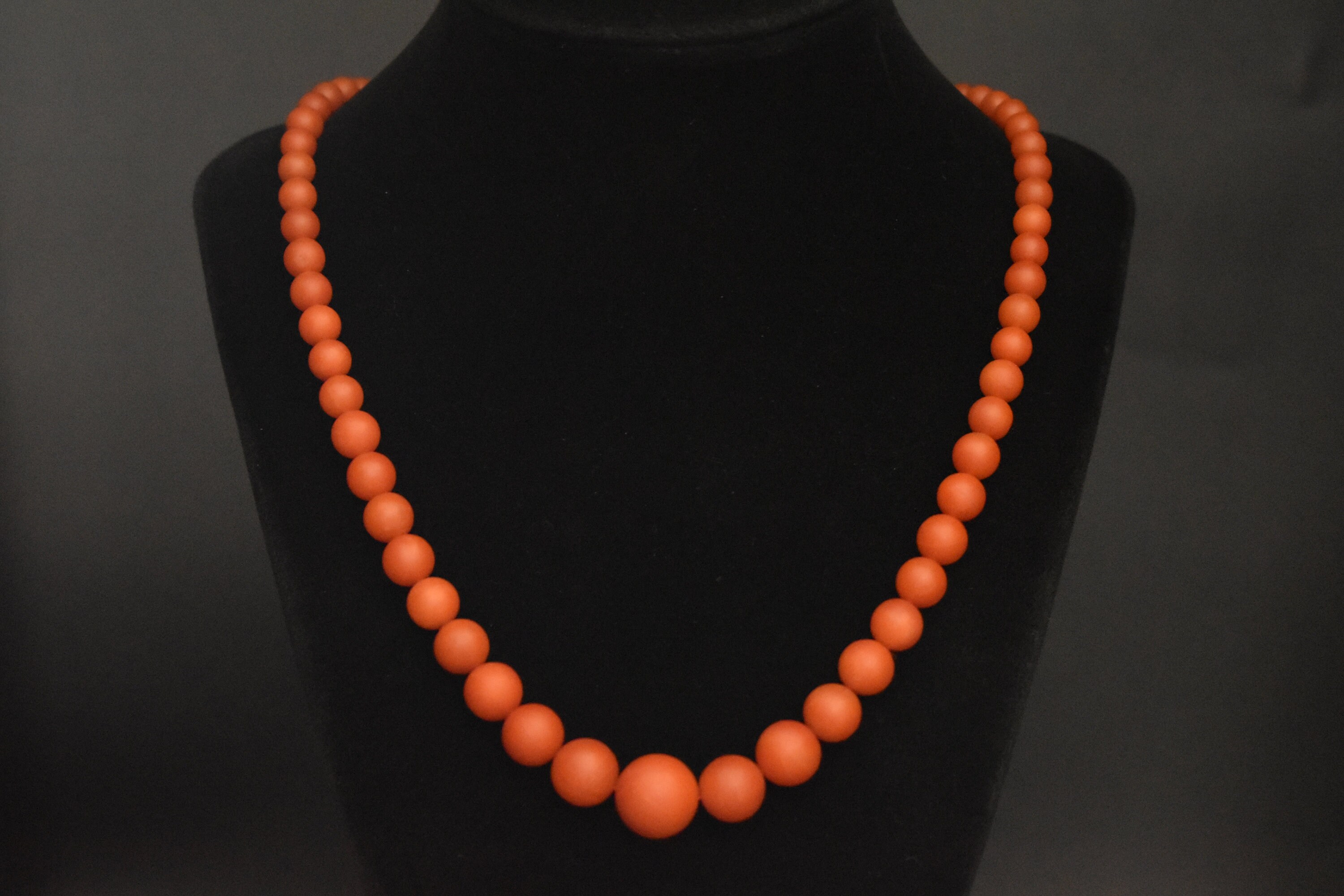 High Grade Persimmon Red BaoShan NanHong Agate Neckpiece, High Quality! Untreated! Comes with Cert! Rare Find!
